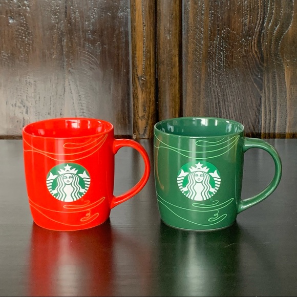 Starbucks 12oz Red & Green Holiday Mug Set 2020 Mermaid Logo with Swirl - Picture 1 of 16